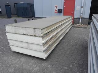 C.a. 8x EPS sandwich panelen 26,6m², Old Stock